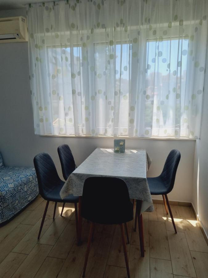 Apartment Vinka Split Exterior photo